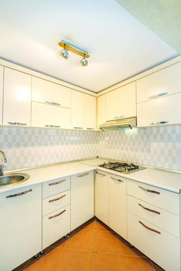 Nizami Street 2 Room Luxe House Baku Bagian luar foto