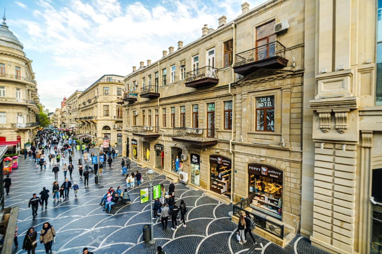 Nizami Street 2 Room Luxe House Baku Bagian luar foto