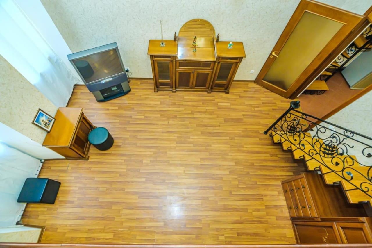 Nizami Street 2 Room Luxe House Baku Bagian luar foto