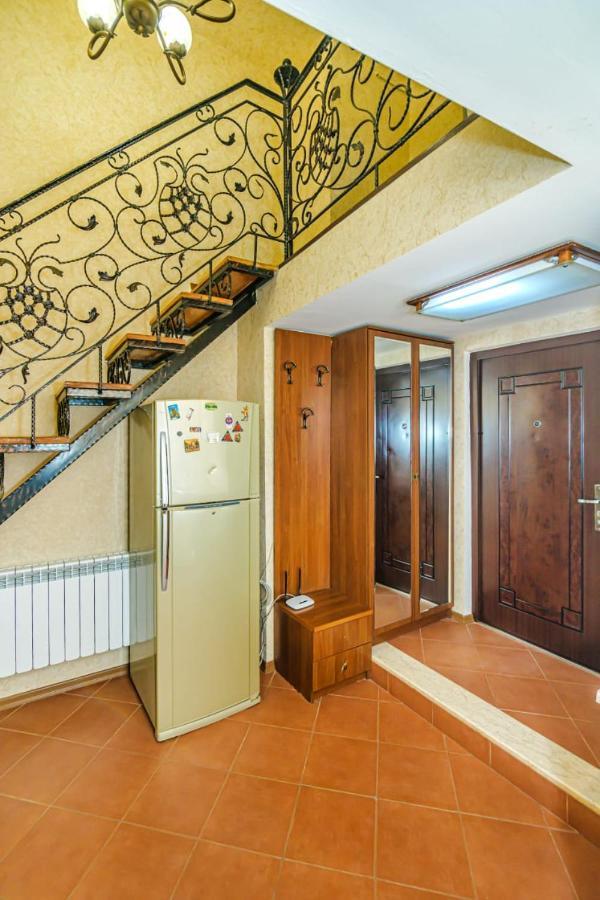 Nizami Street 2 Room Luxe House Baku Bagian luar foto