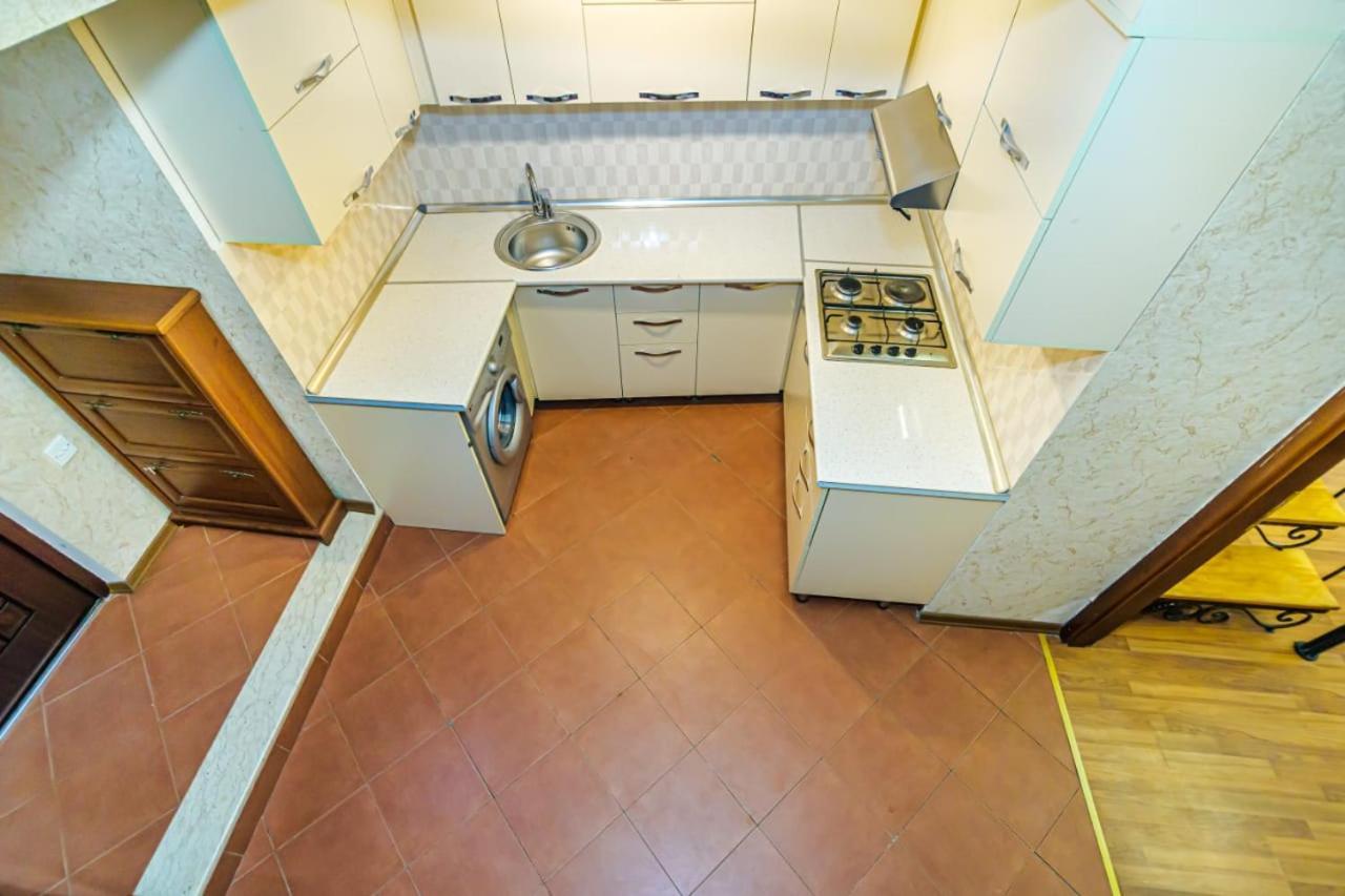 Nizami Street 2 Room Luxe House Baku Bagian luar foto